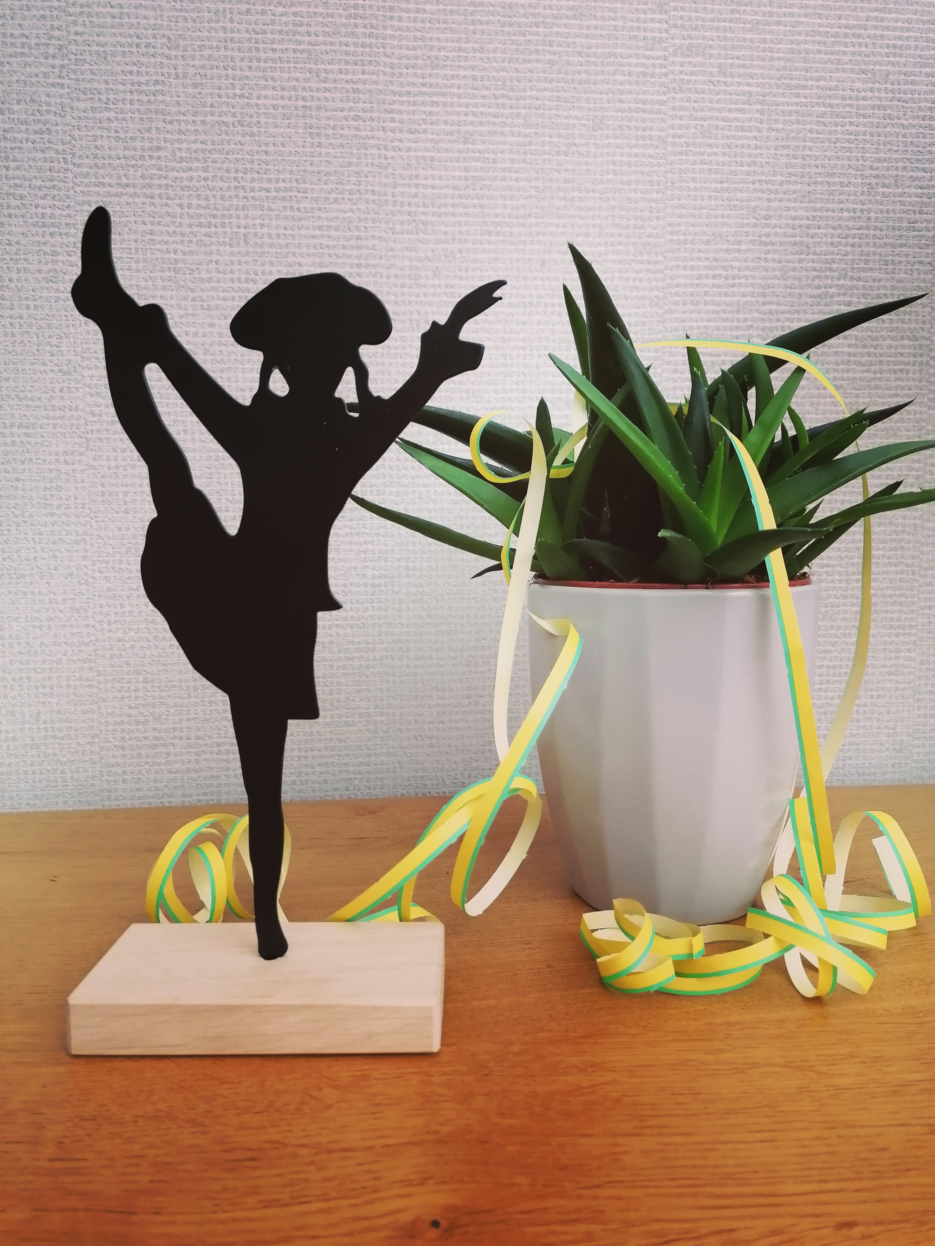 Funkemariechen Bein hoch 