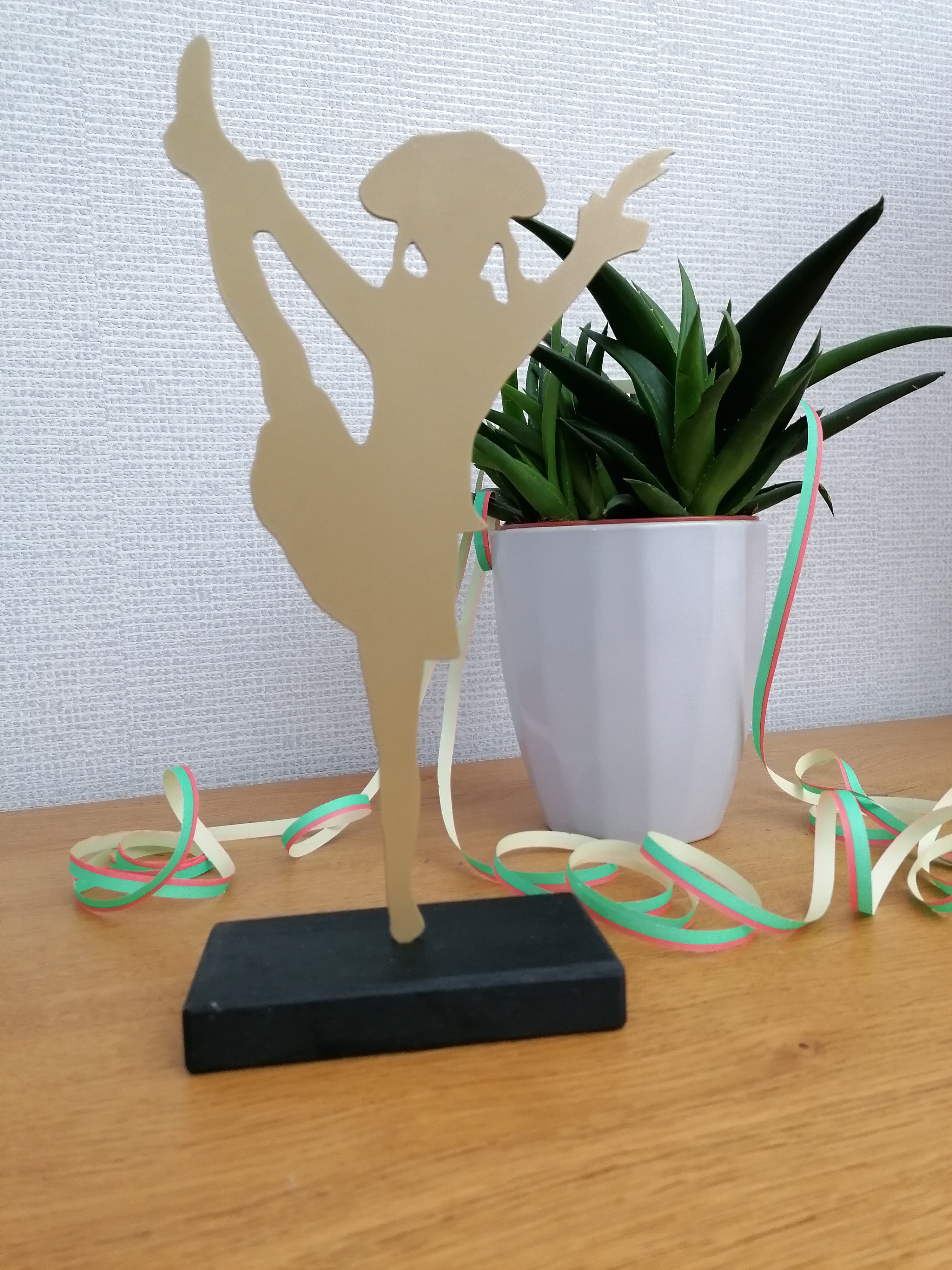 Funkemariechen Bein hoch 